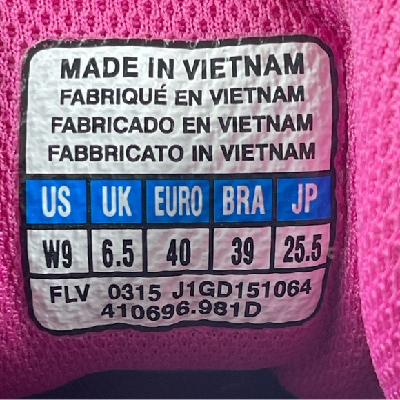 Mizuno Women’s Wave Legend 3 Pink Athletic Shoes - Picture 8 of 8